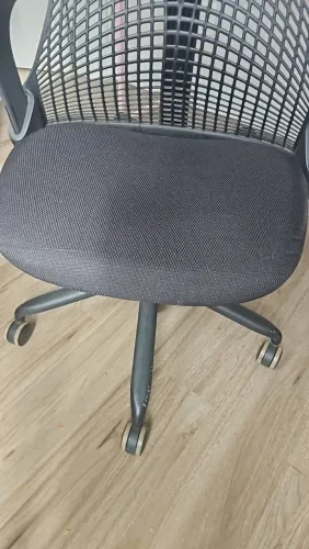 Cadeira Herman Miller Sayl