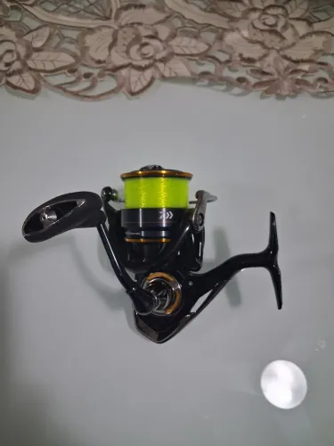 Molinete Daiwa Legalis LT CS 6000