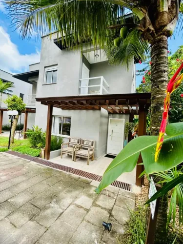 Casa dentro de condominio em Barra do Una - São Sebastião - SP