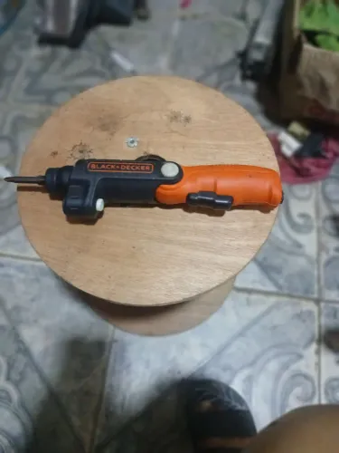 Parafusadeira portátil, ver descrição h