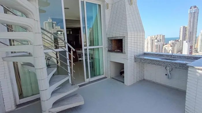 Cobertura Triplex para Venda em Balneário Camboriú, Centro, 5 dormitórios, 3 suítes, 6 ban