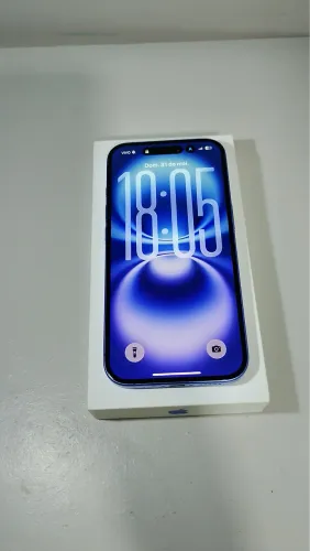 iPhone 16 Azul Ultramarino Novo 