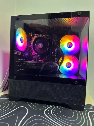 Pc gamer Ryzen 5 5600 RTX 2060