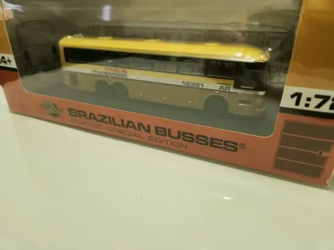 Miniatura Colecionável BR Classics 1:72 Itapemirim TRIBUS Brazilian Busses