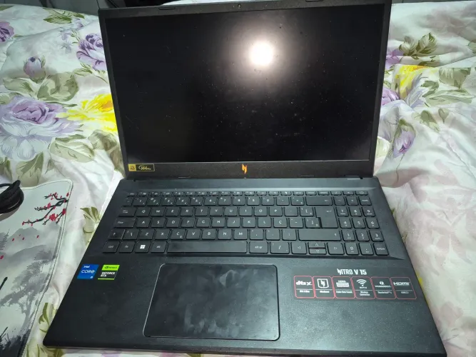 Acer Nitro v15  I5 13? geração RTX 3050 6 de ram