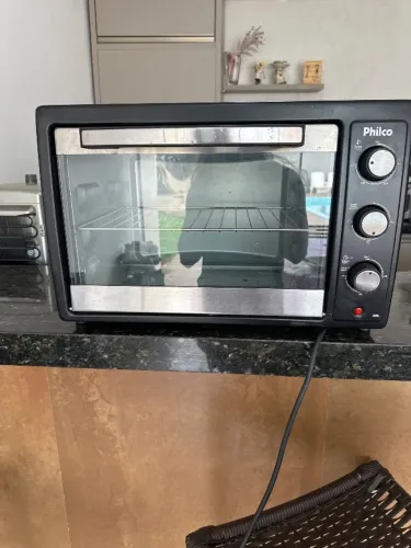 Forno elétrico 38L Philco em ótimo estado usado duas vezes, parcelo com juros da máquina