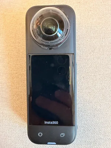 Insta 360 x5 camera