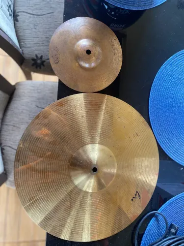 Kit 2 Pratos de Bateria (New York + Prato de Estudo)