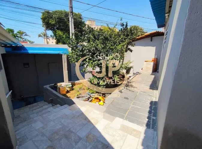 Sobrado para locação na Vila Progresso/ 2 dorm./ Quintal/ 1 vaga/ Aluguel 1.700!