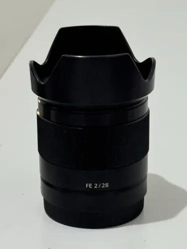 Lente Sony 28mm f2.0 