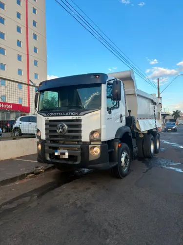 Vendo 31-330 Caçamba Extra!