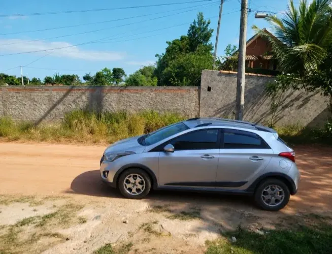 Hyundai HB20X Style 1.6 Flex 16V Mec. 2014