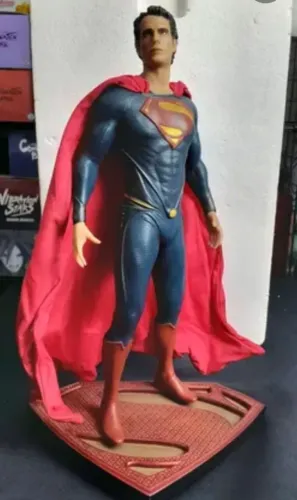 Superman 1/6 marca DC Collectibles