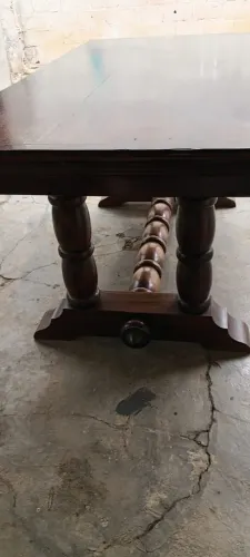 Mesa de Peroba madeira maciça