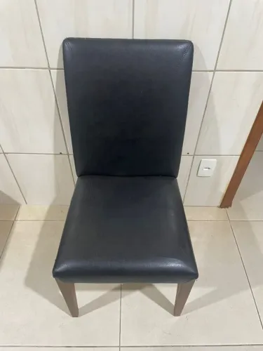 Cadeira reforçada de qualidade