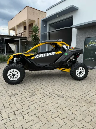 UTV Can-Am Maverick R  X RS 240 Hp Turbo, ano 2024
