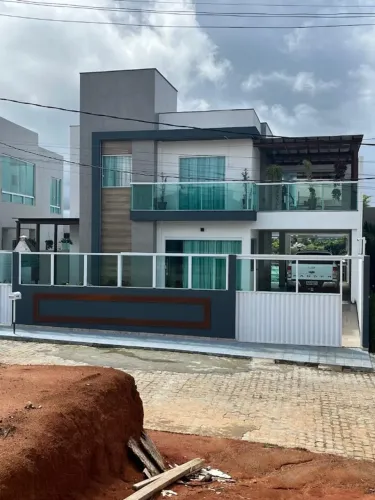 Casa Alto Padrão em Condomínio Fechado 03 Suítes | 202 m² | Lauro de Freitas