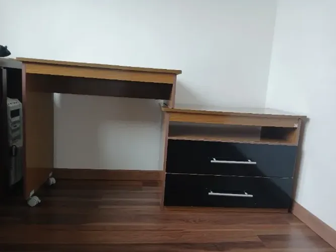 Mesa para estudos/ home office múltiplos onde uso