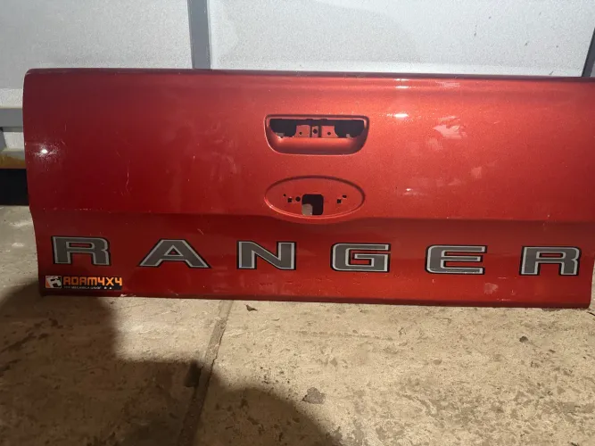 Tampa traseira da ranger 17/25