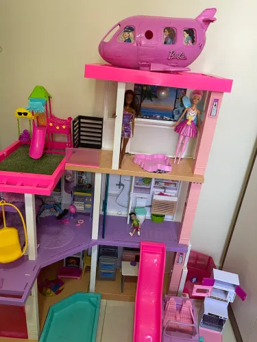 Casa da Barbie e Acessórios Semi Novo