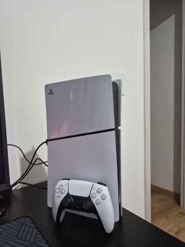 PS5 Slim | 1 controle | 1tb