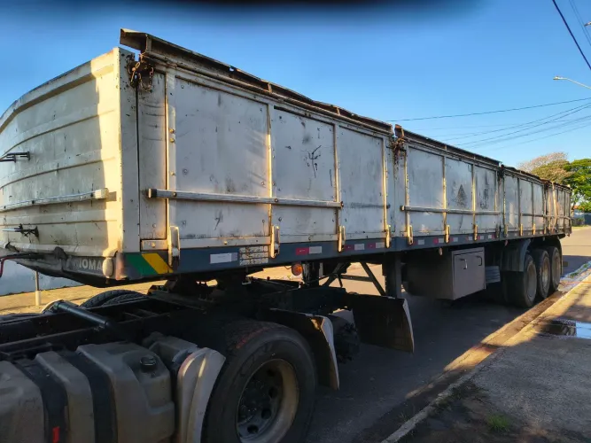 Carreta carga seca/graneleira Noma 2010 - venda e locação 