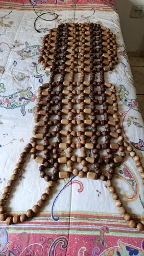 Massageador de costas em veículo 