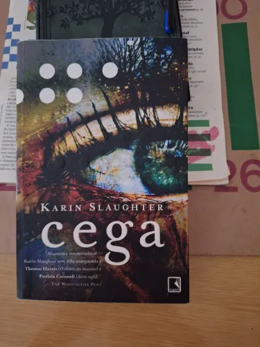 Livro Cega Karin Slaughter