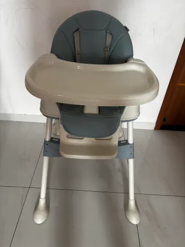 Cadeira de alimentação 