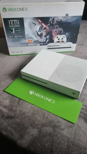 XBOX ONE S 1TB