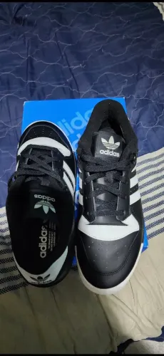 Tênis Adidas Tam 40 SO VENDA 