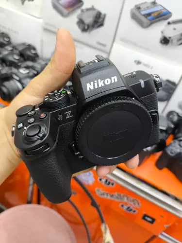 Vende-se Nikon Z50 II KIT 16-50mm Nova (Garantia)