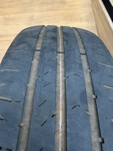 2 Pneu Goodyear 185/65R15 88H - usado