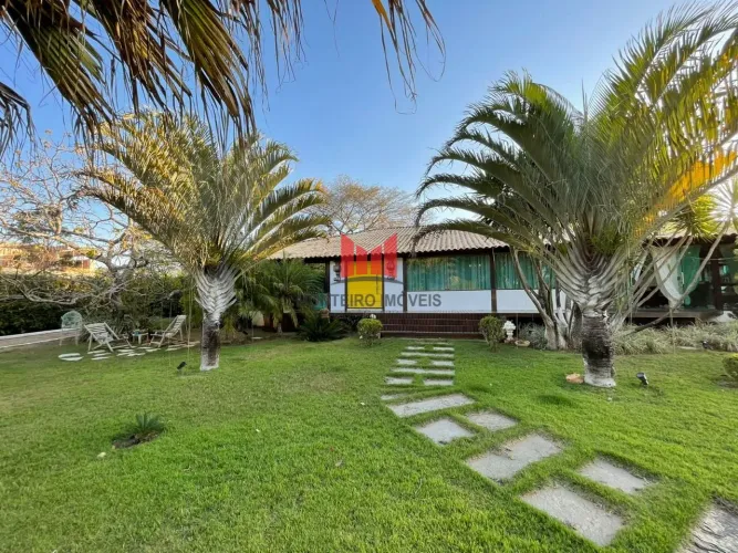 Sensacional Casa em Condomínio para Venda localizada no Bairro Quintas Da Lagoa, com 5 dor
