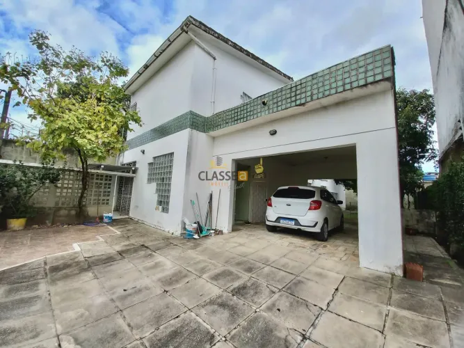 Casa Duplex 4 Quartos 250m2 no Cordeiro
