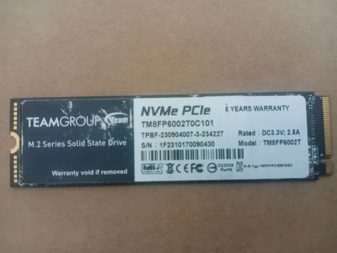 SSD 2TB Team Group MP33, NVMe M.2 - Leitura 1800MB/s, Gravação 1500MB/s [Só 2 meses de uso