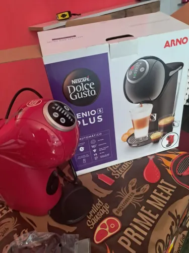 Cafeteira Dolce Gusto SPlus Arno.(Nova na cx).