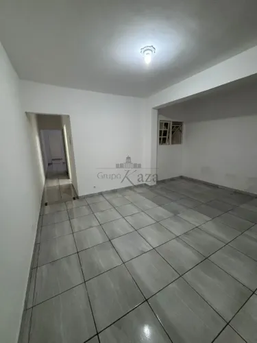 Oportunidade - Casa - Residencial São Francisco - 2 Dormitórios - 127m².
