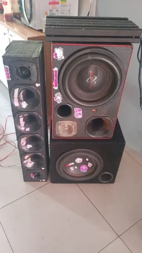 Vendo som automotivo 