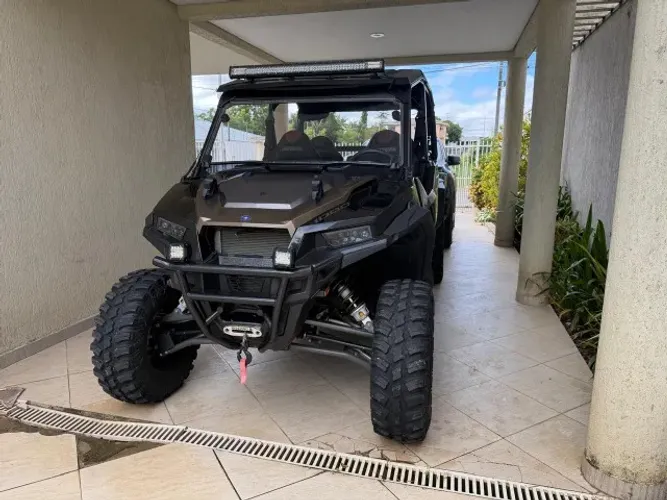 POLARIS GENERAL 2022 com acessórios e com apenas 4300km