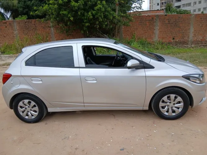 Chevrolet Onix Hatch LT 1.0 8V Flex Mec. 4P 2019