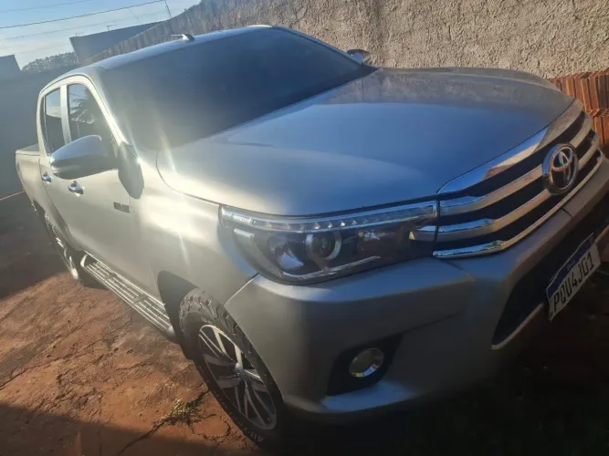 Toyota Hilux CD SRX 4X4 2.8 TDI 16V Diesel Aut. 2016