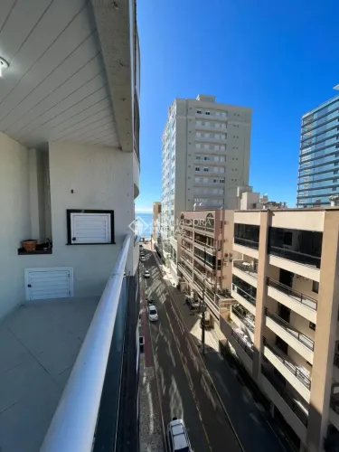 APARTAMENTO NA QUADRA DO MAR A VENDA EM ITAPEMA/MEIA PRAIA RUA 255!!