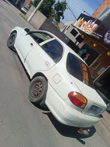 Kia Motors Sephia LS 1.5 16V Mec. 1999