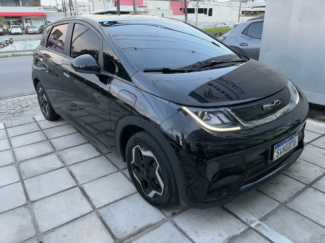 BYD Dolphin EV (Elétrico) 2025