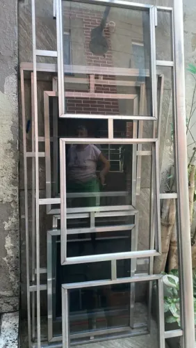 Vendo guarda corpo em alumínio
