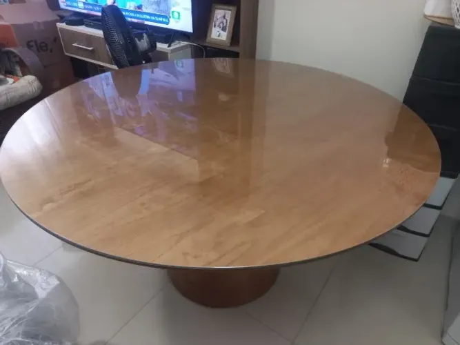 Mesa de jantar redonda- nova