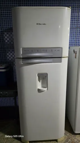 Geladeira Electrolux frost free