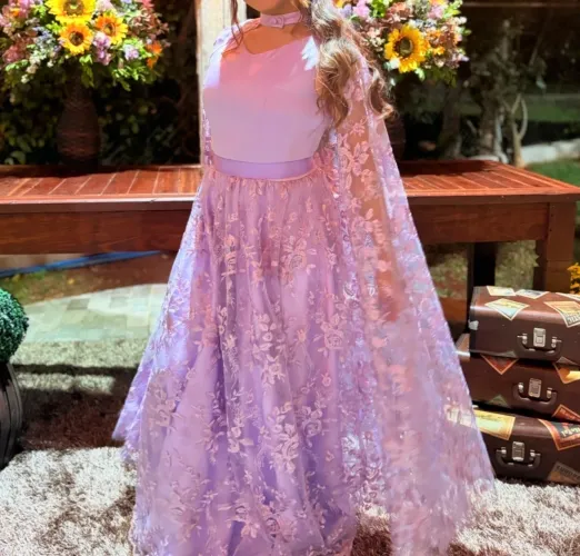 Vestido lilás / lavanda de festa
