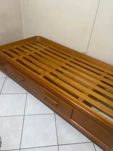Cama solteiro